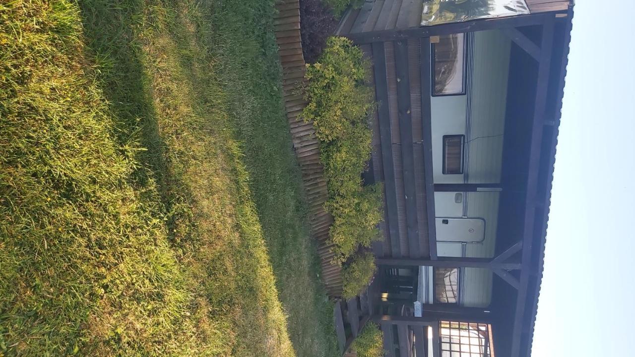 Kemping Pod Topolami グルクウォ エクステリア 写真
